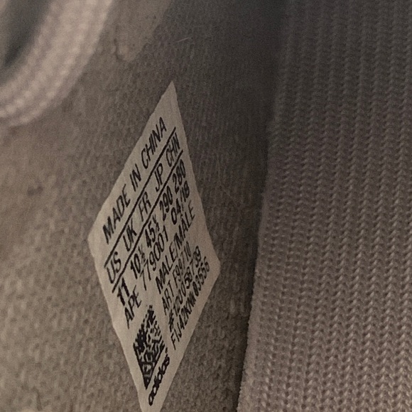 Yeezy 350 V2 Sesame - Picture 7 of 8